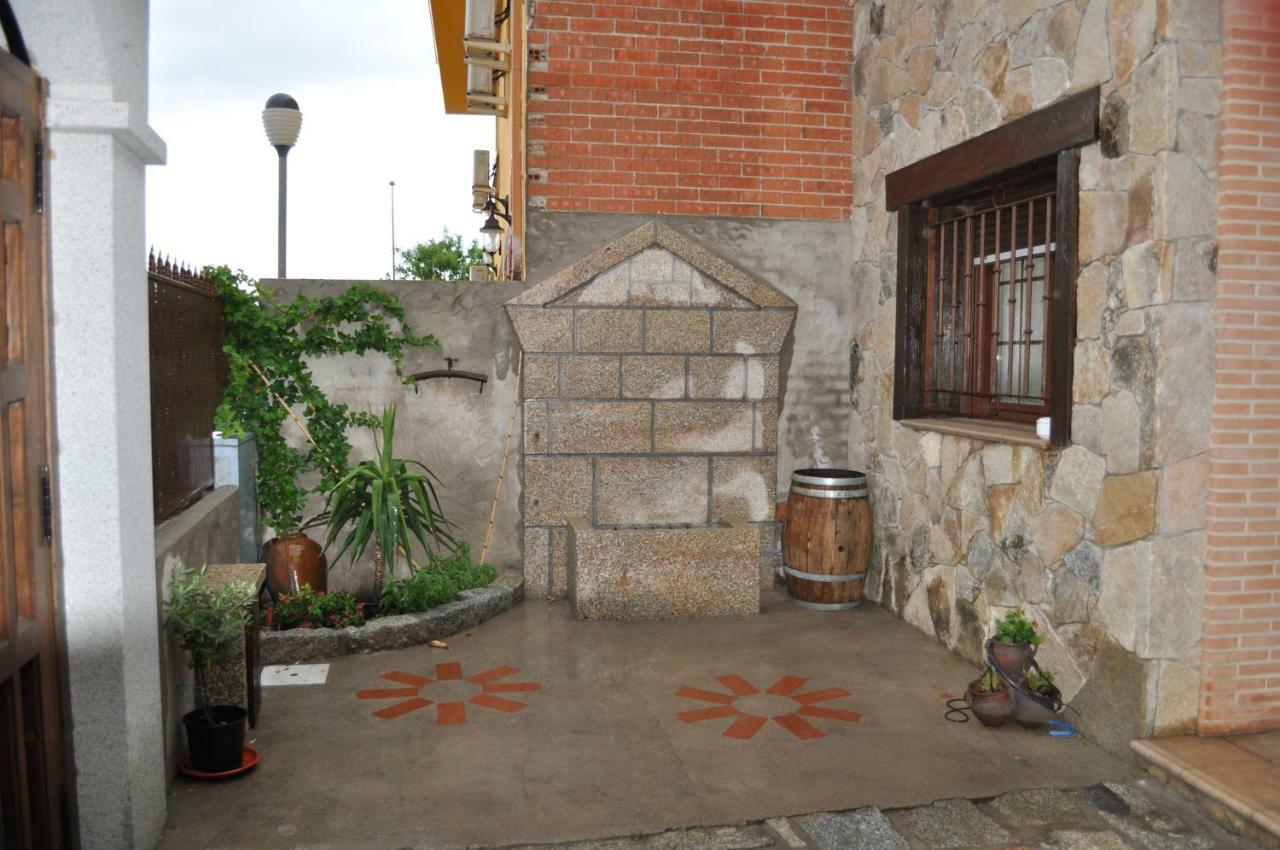 Casa Los 5 Canos Sotillo de la Adrada Exteriér fotografie